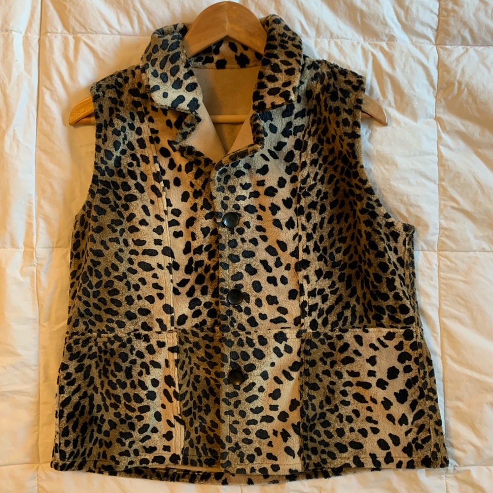Reversible faux suede cheetah vest